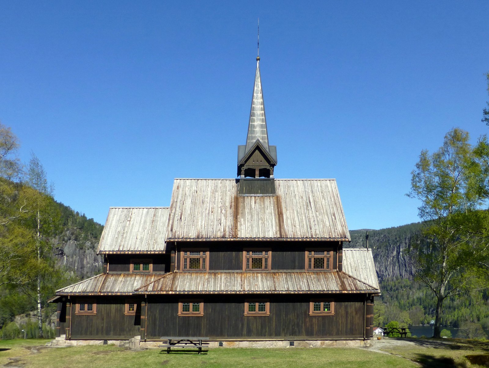 Fjågesund kyrkje